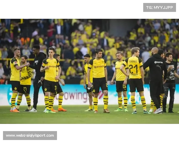 多特蒙德半场1-0领先门兴，布兰特连续三场破门